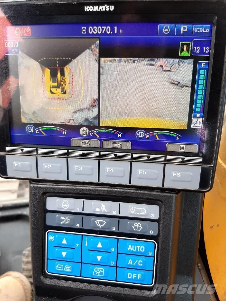 Komatsu PC 138 US-11 Bandgrävare