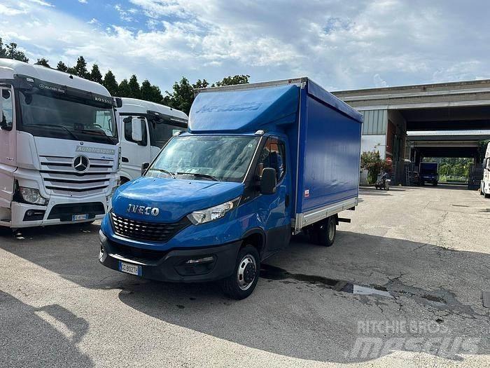 Iveco 35C16 Övriga bilar