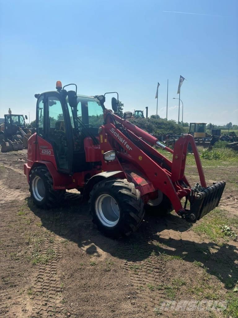 Schäffer 4250 Minilastare
