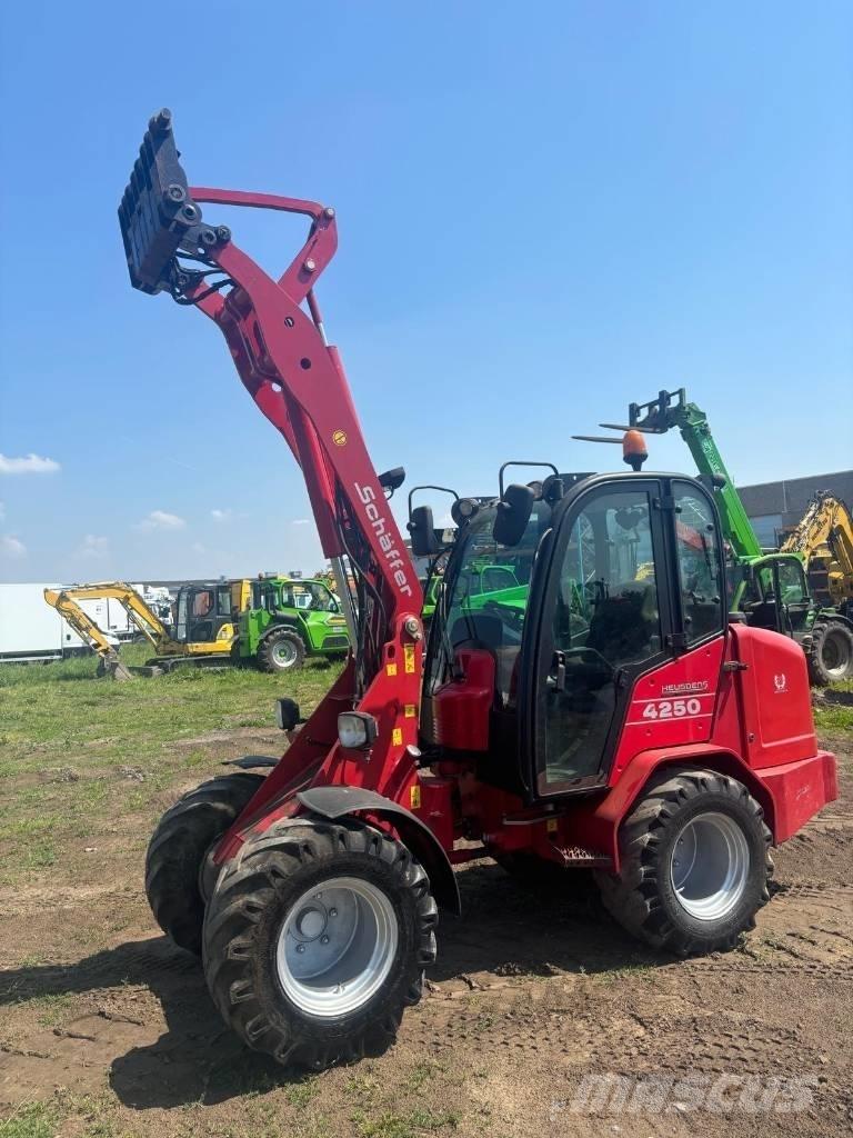 Schäffer 4250 Minilastare
