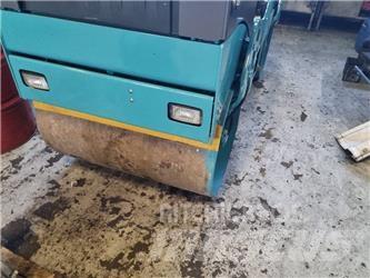 Bomag BW 100 AD-4 Tvåvalsvältar