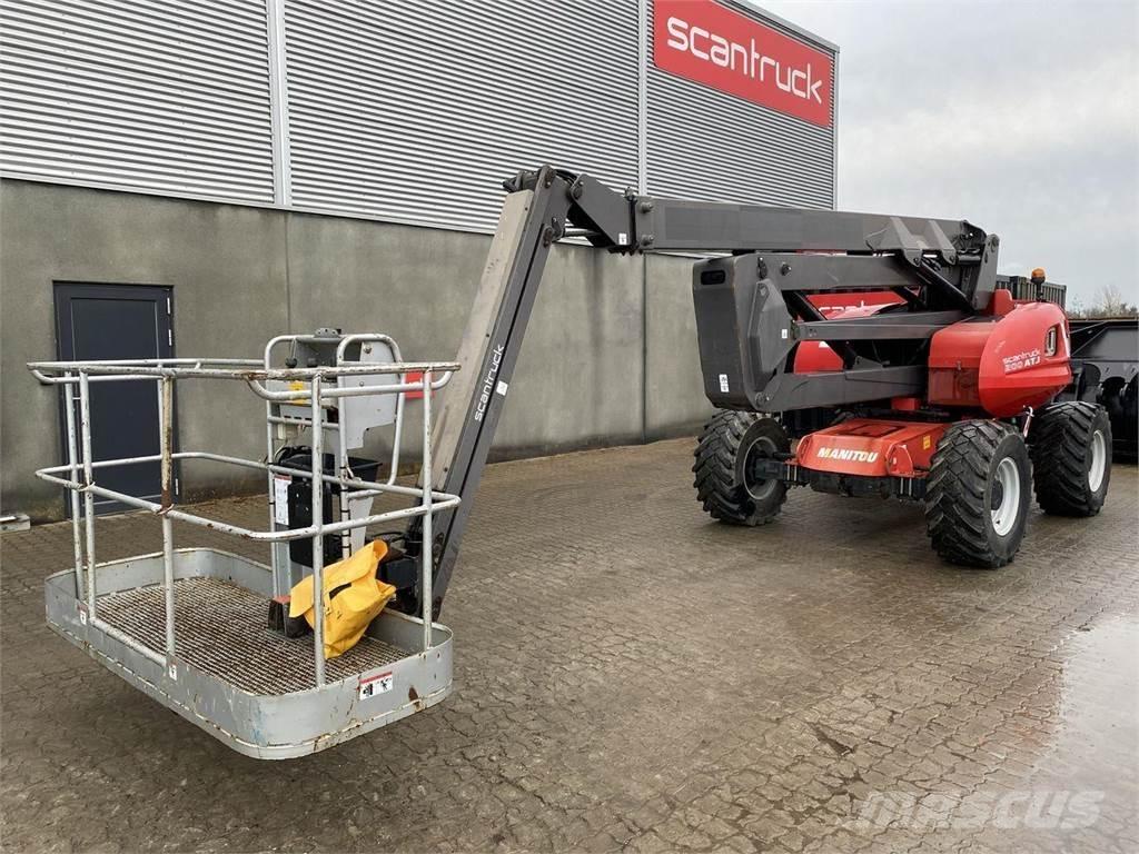 Manitou 200ATJ RC Bomliftar