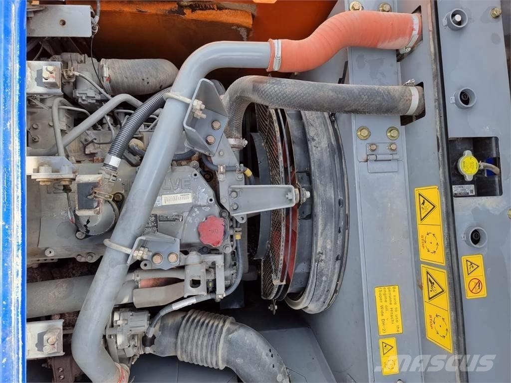 Hitachi ZX 210 LC-5B Bandgrävare