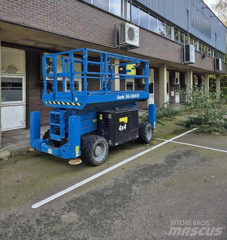 Genie GS 3369 RT Saxliftar