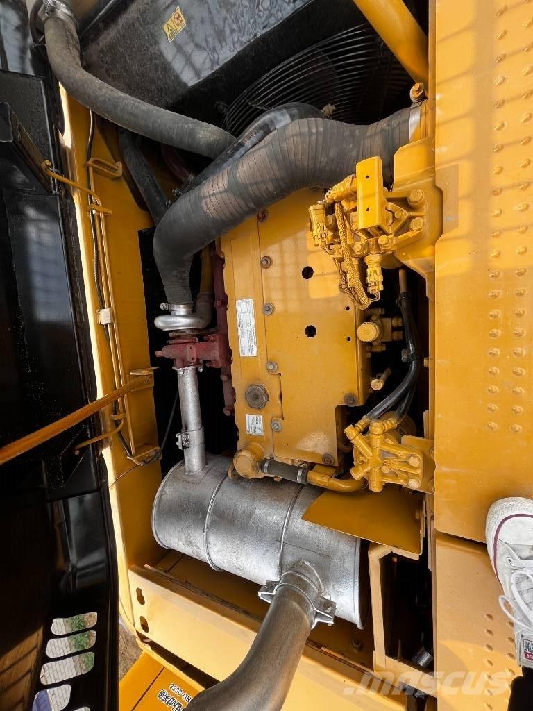 CAT 320 D Bandgrävare