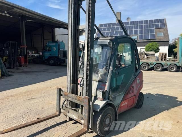 Linde H 30 T Gasolmotviktstruckar