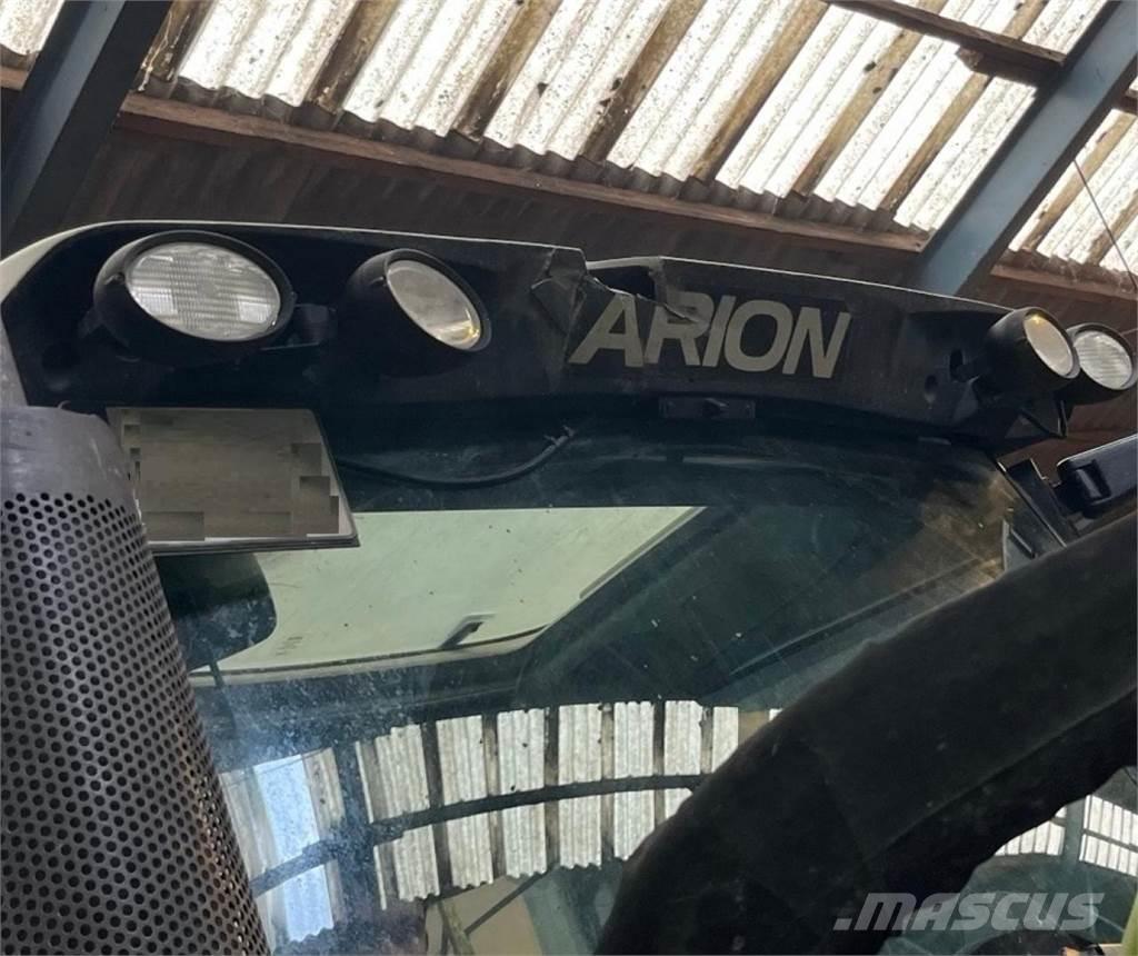 CLAAS Arion 420 Traktorer