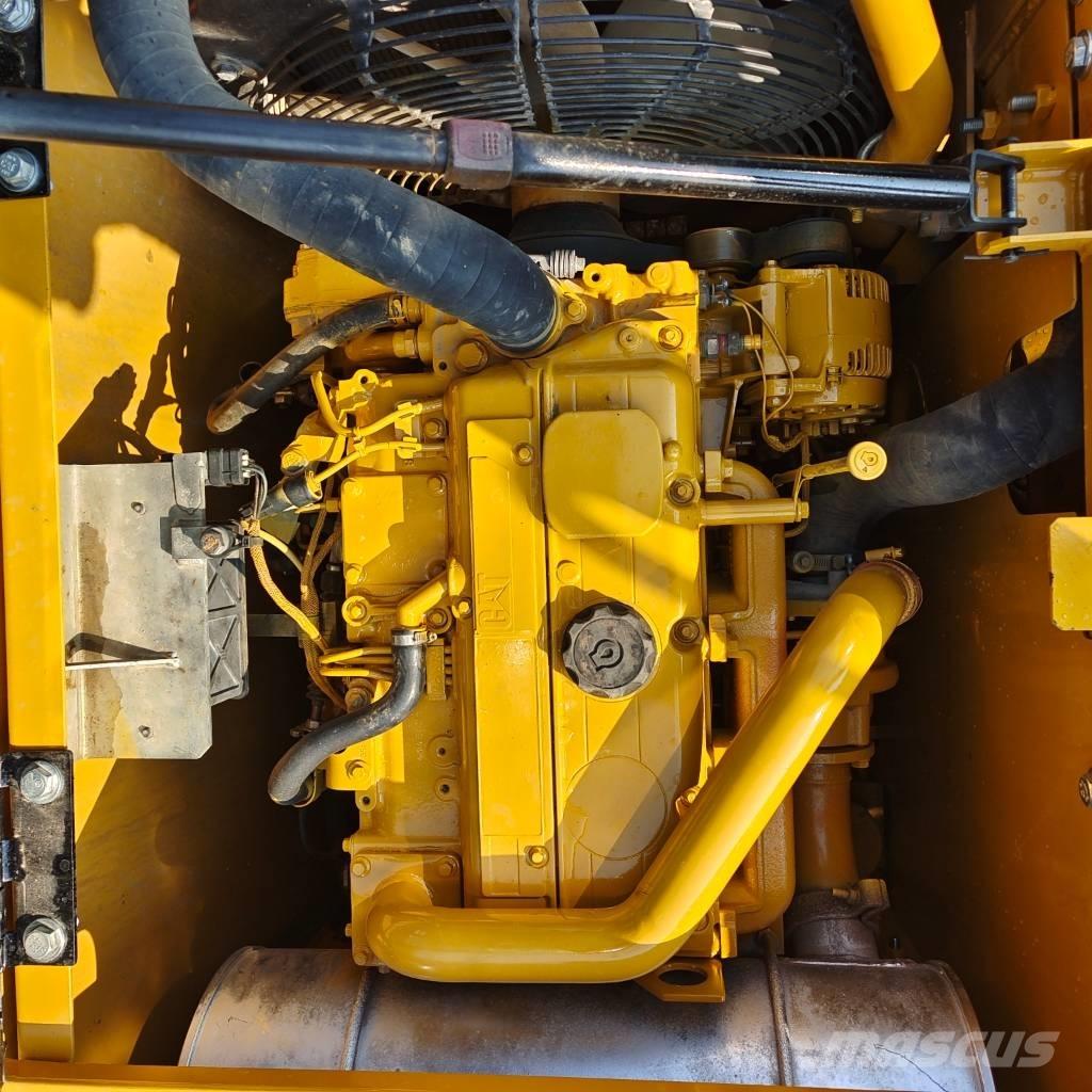 CAT 313 D Bandgrävare
