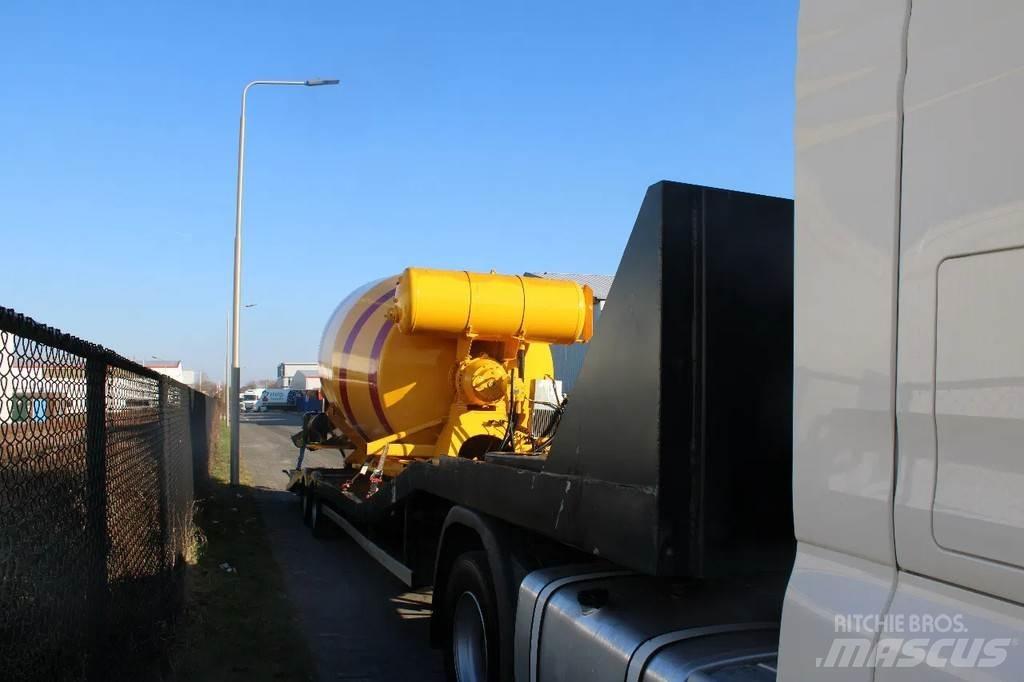Fliegl 2 AXEL Låg lastande semi trailer