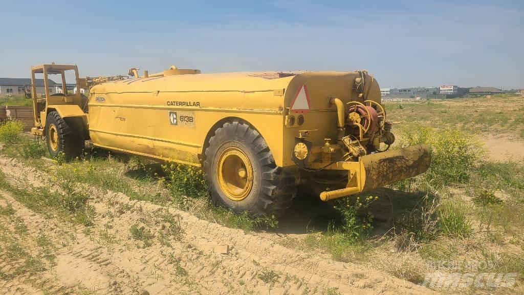 CAT 613 B Vattentankbilar