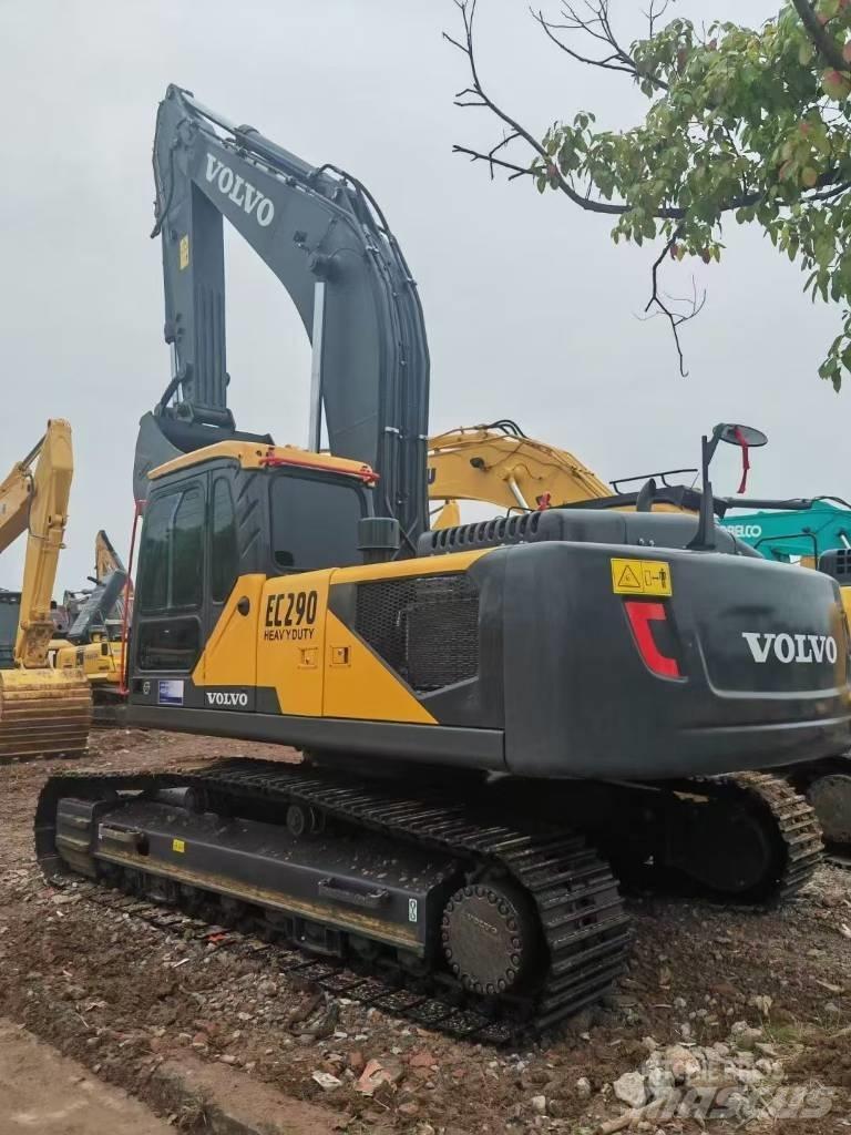 Volvo 290D Bandgrävare