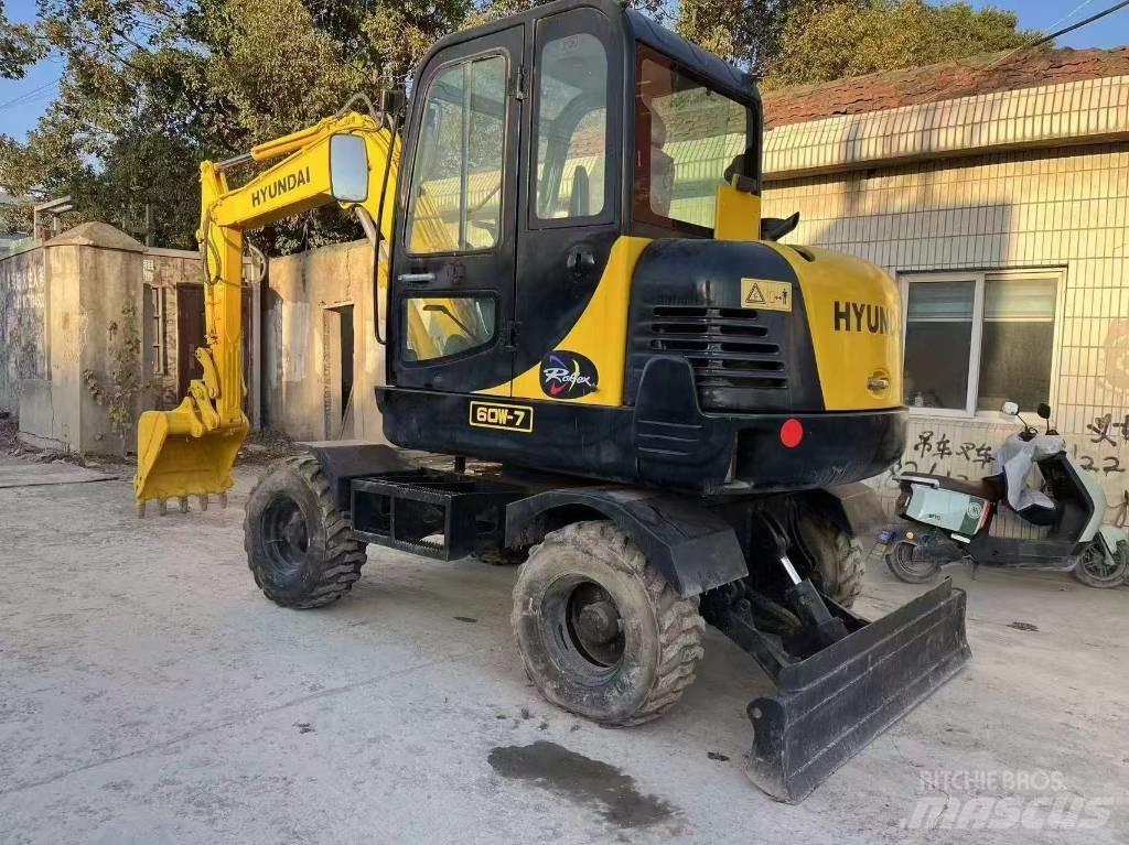 Hyundai 60 W Hjulgrävare