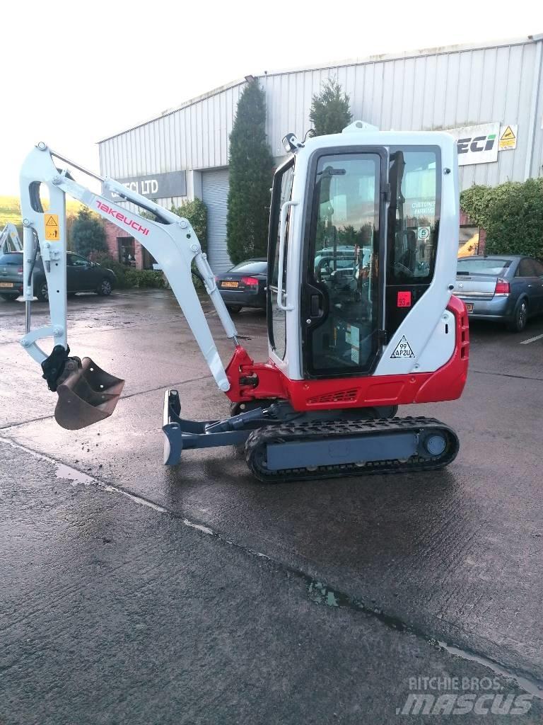 Takeuchi TB216 Minigrävare < 7t