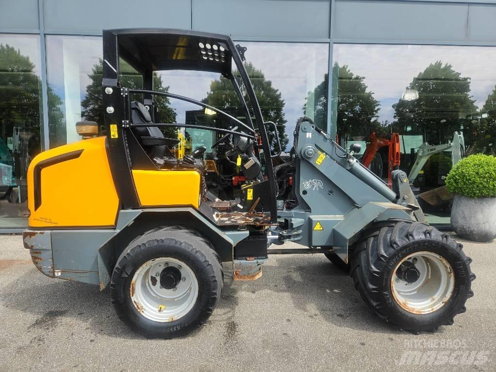 GiANT v5003 x-tra Minilastare