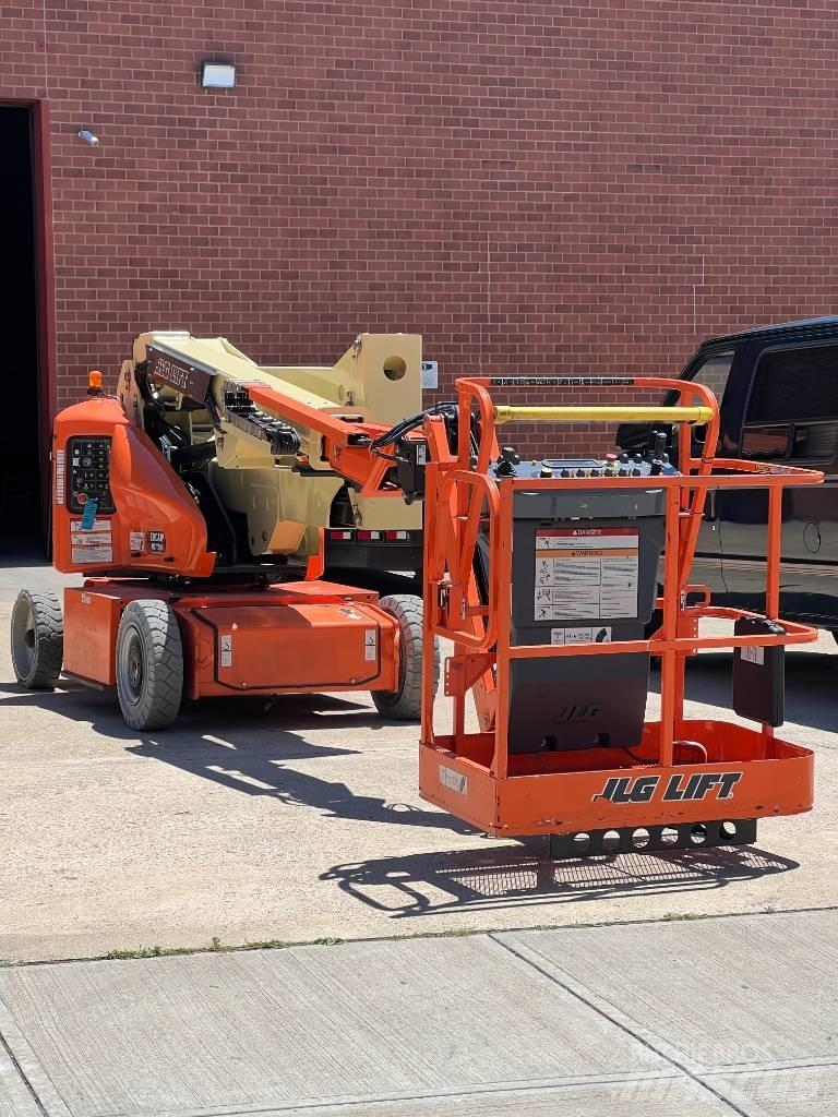 JLG E 400 AJPN Bomliftar