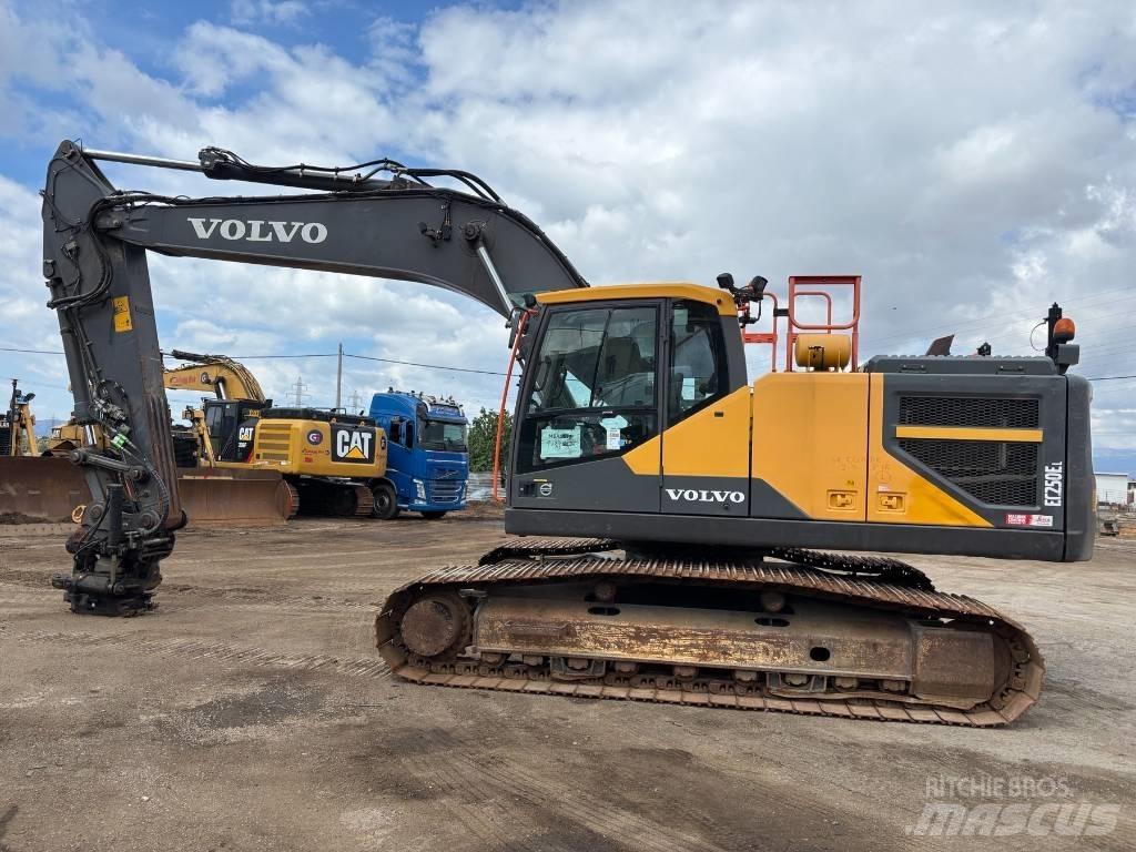 Volvo EC 250 EL Bandgrävare