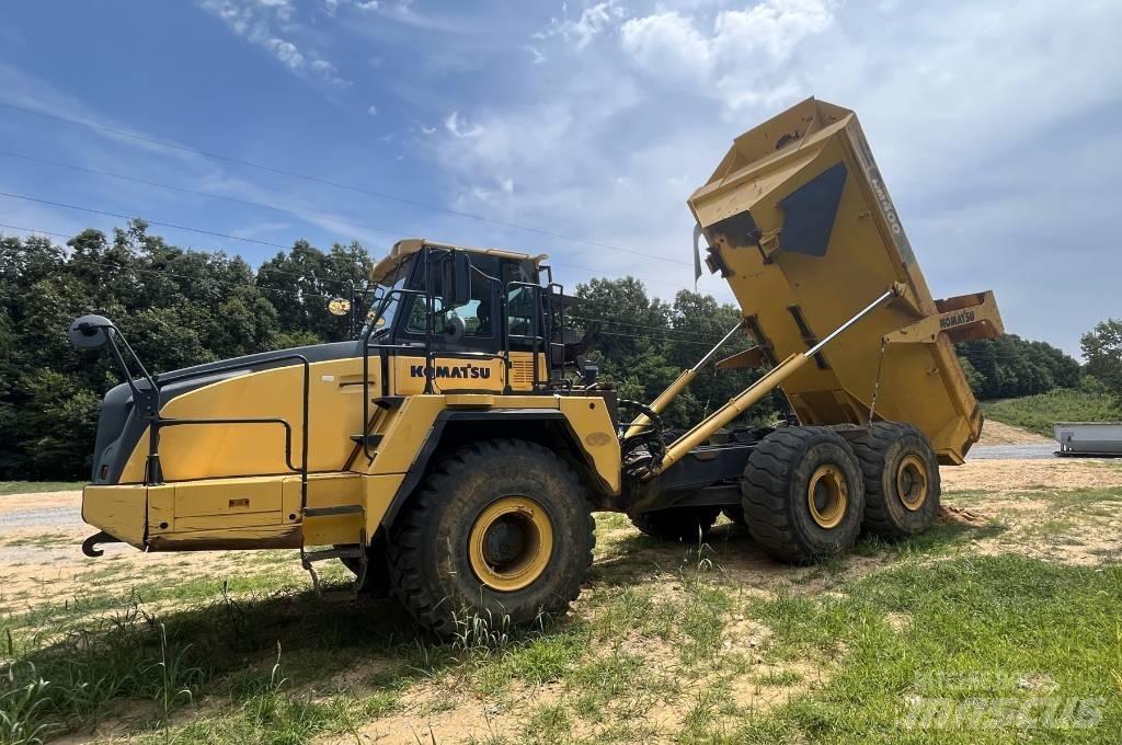 Komatsu HM 400 Midjestyrd dumper