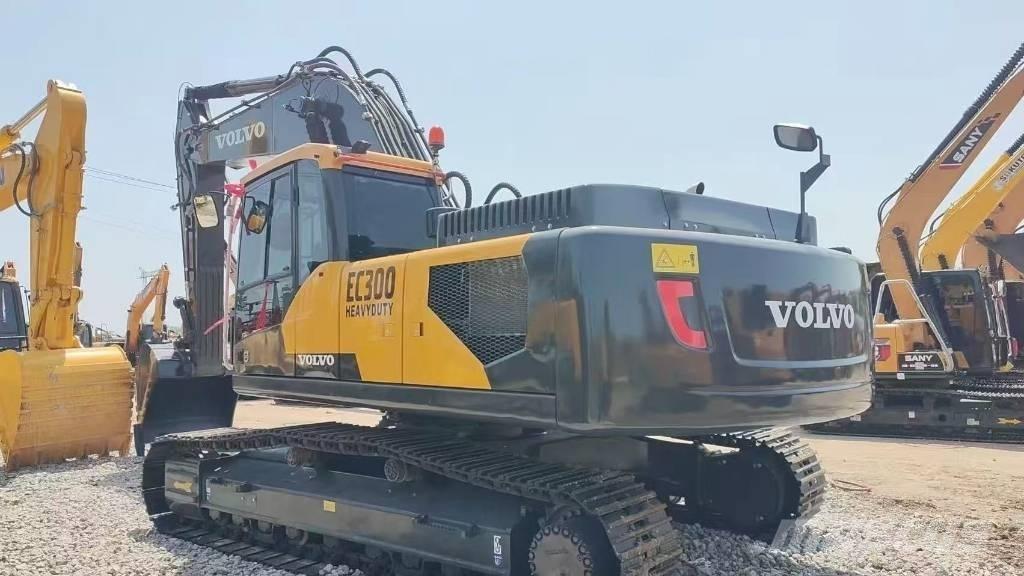 Volvo EC 300 D L Bandgrävare