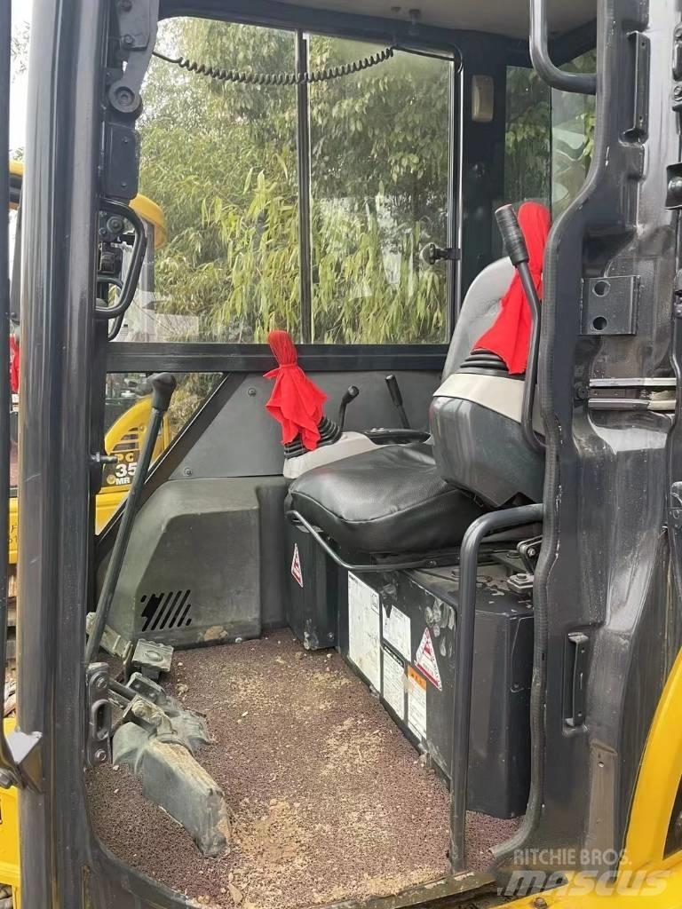 Komatsu PC30 Minigrävare < 7t