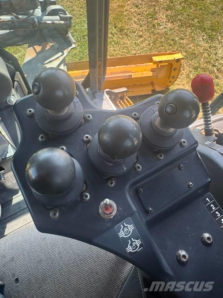 John Deere 672 GP Väghyvlar