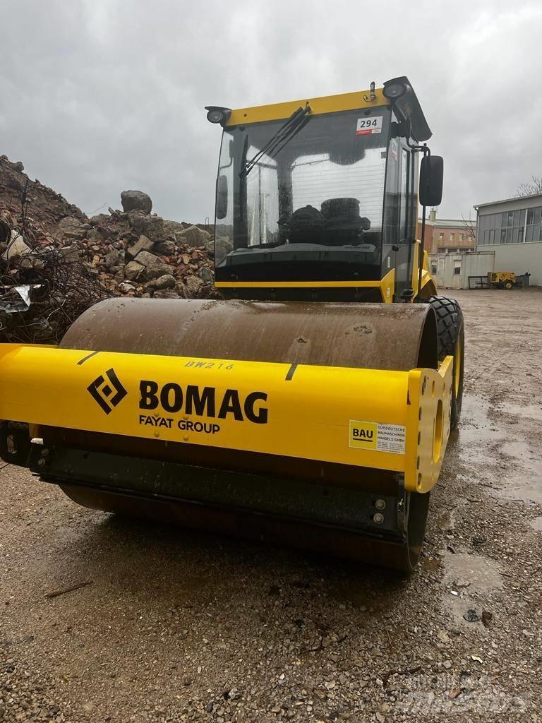 Bomag BW211 D5 Envalsvältar