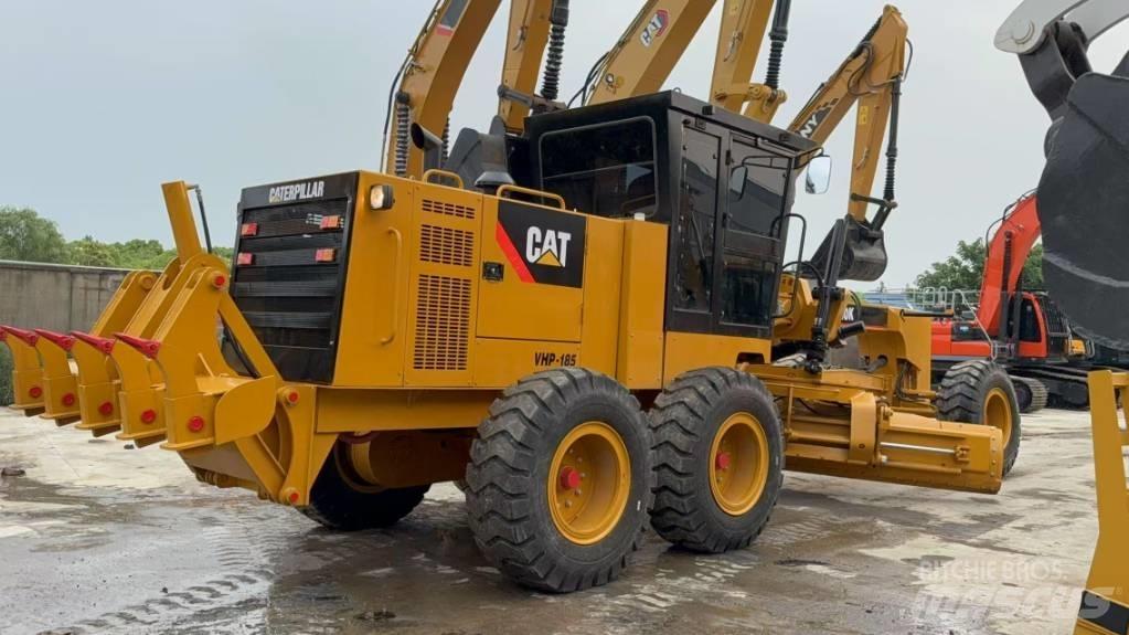 CAT 140K Väghyvlar