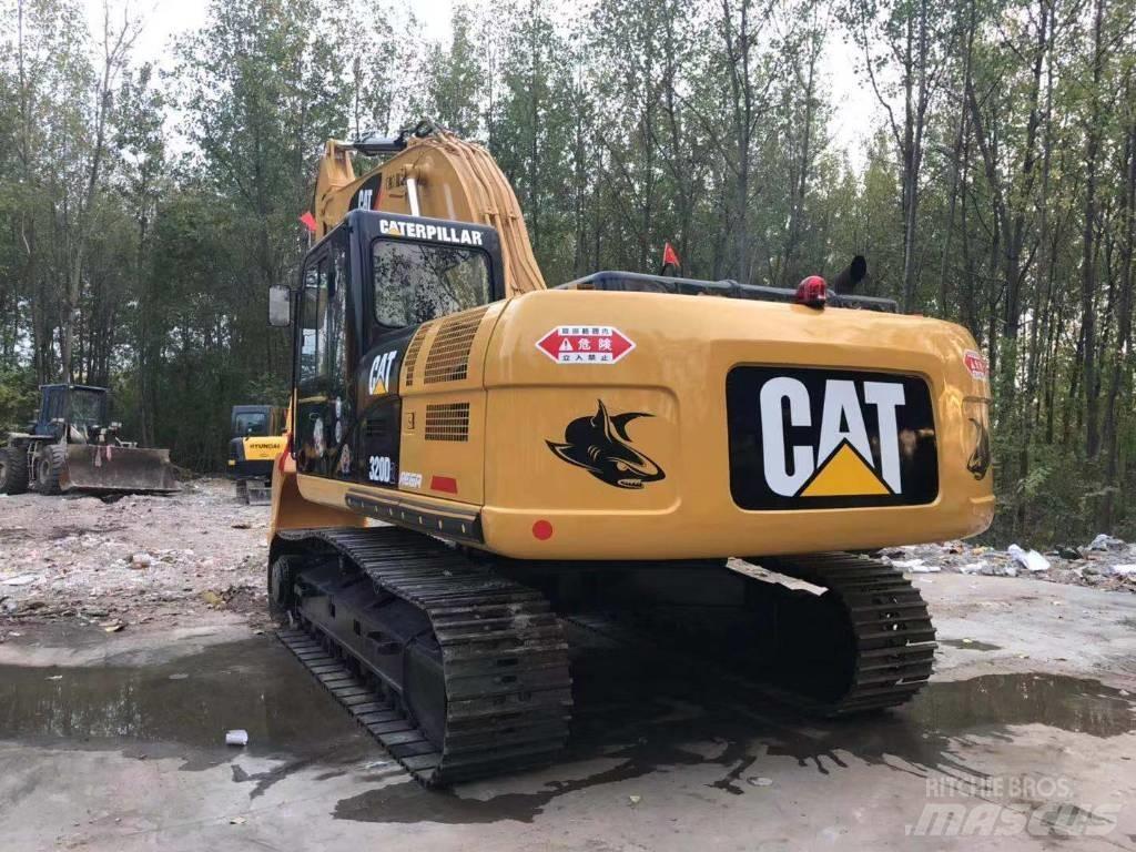 CAT 320D2 Bandgrävare