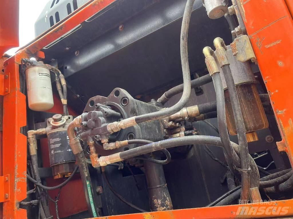Doosan DX300LC-9C Bandgrävare