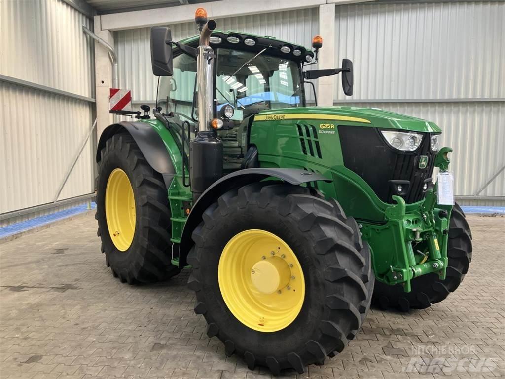 John Deere 6215R Traktorer