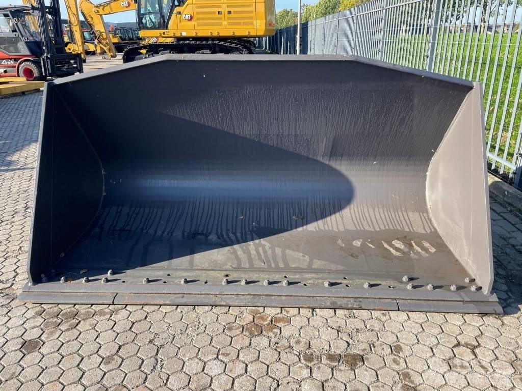 Volvo L 90 H Bucket Skopor