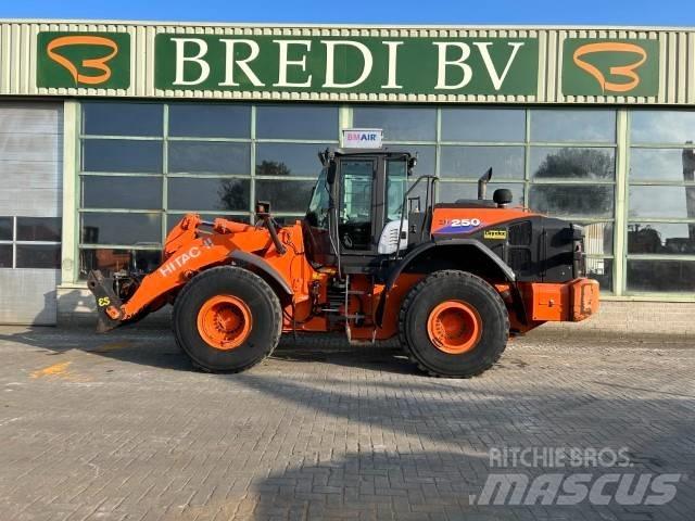 Hitachi ZW 250-6 Hjullastare