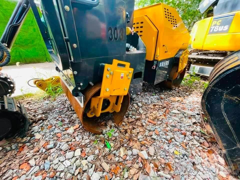 CAT 303 Minigrävare < 7t