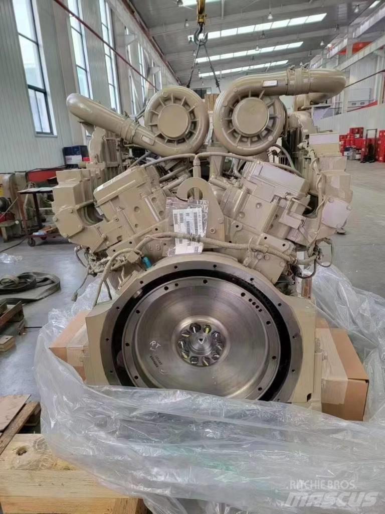 Cummins QST30 Motorer