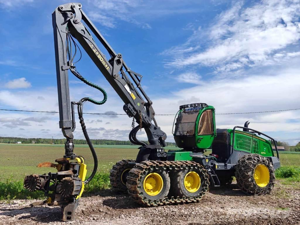 John Deere 1270 G Skördare