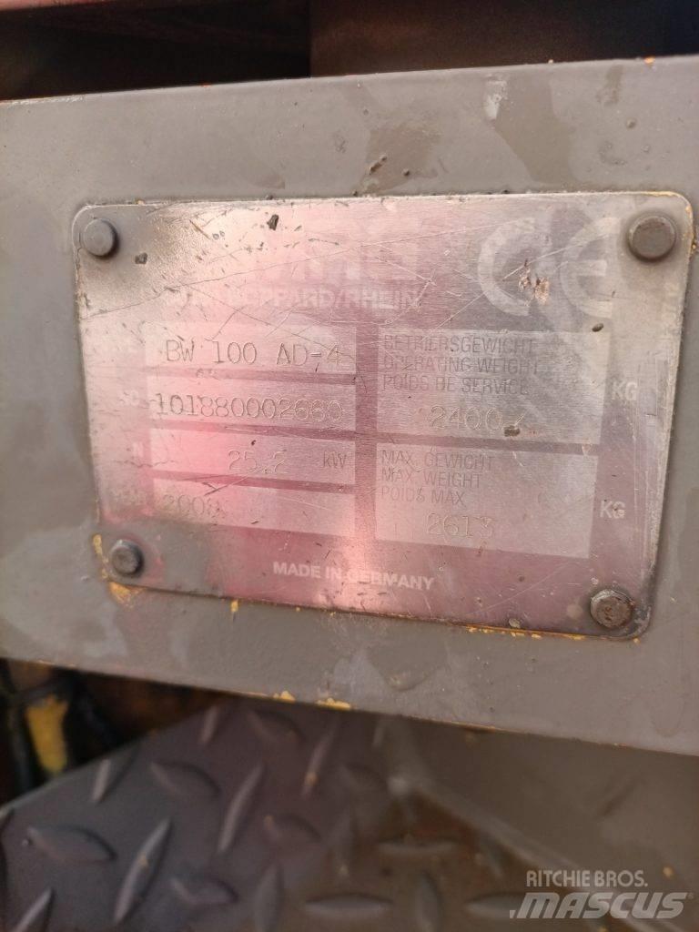 Bomag BW 100 AD-4 Tvåvalsvältar