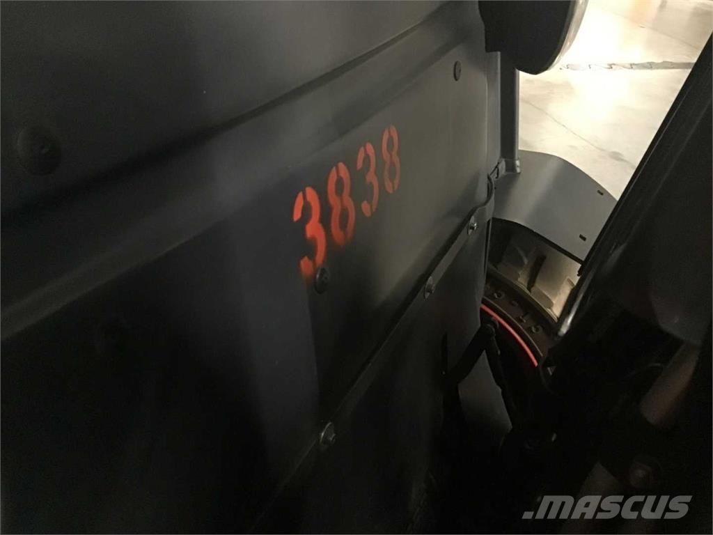 Linde E40/600HL Elmotviktstruckar