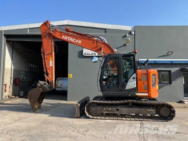 Hitachi ZX 135 US-6 Bandgrävare