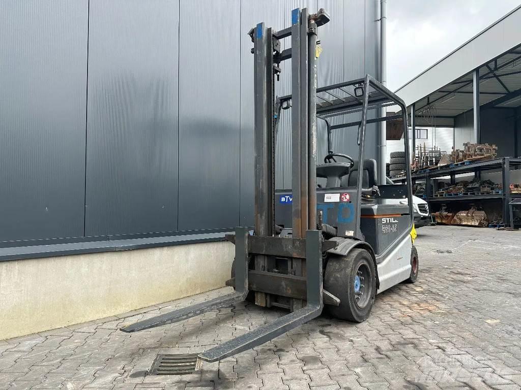 Still R 60-35 Elmotviktstruckar