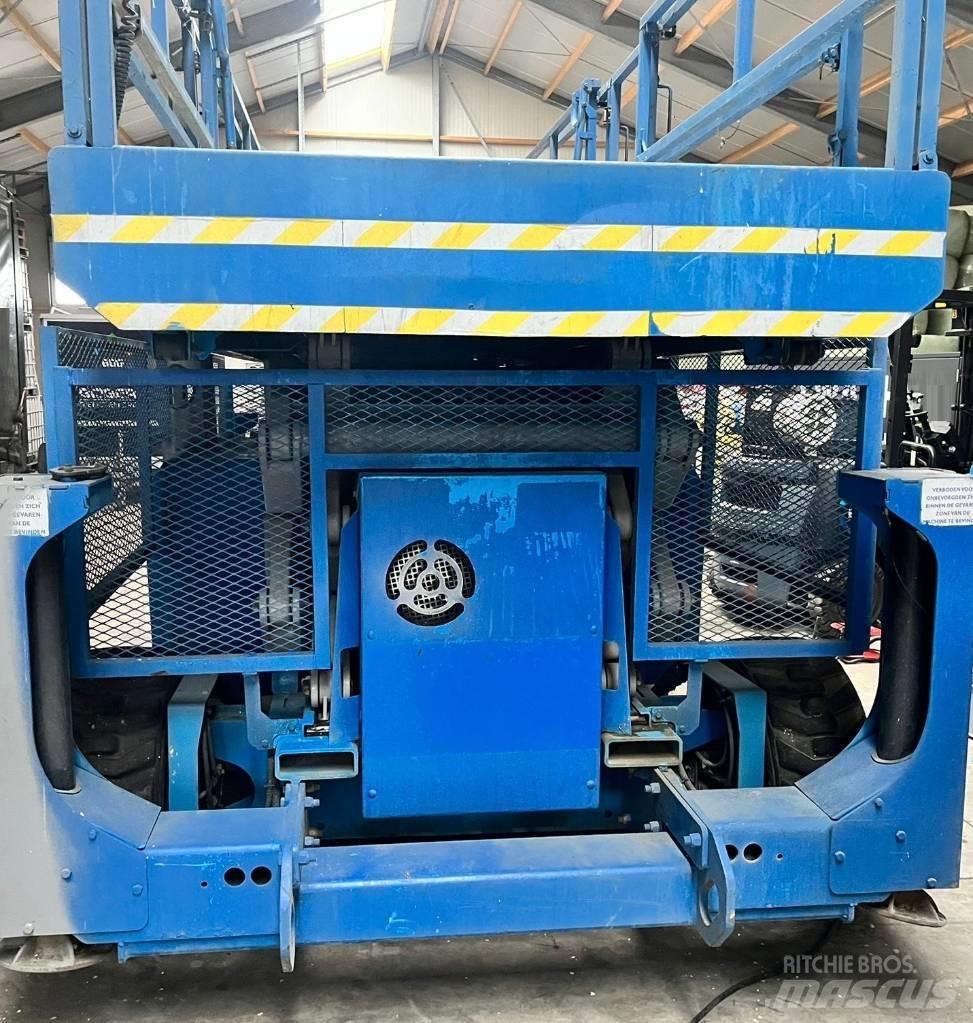 Genie GS 4390 RT Saxliftar