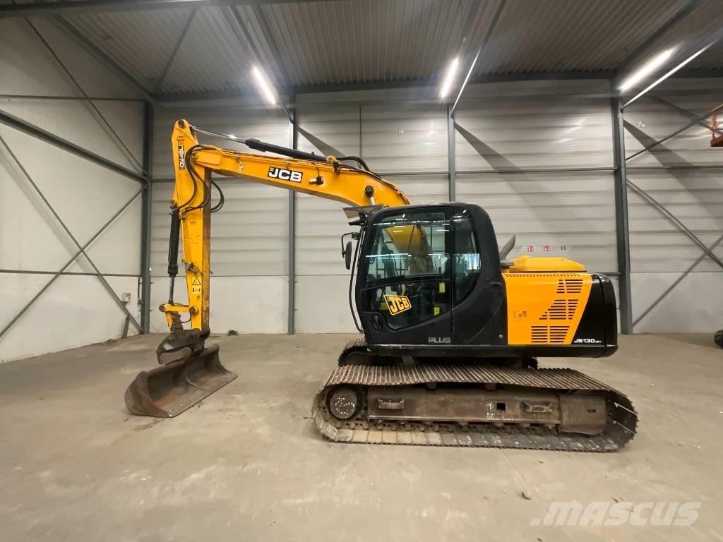 JCB JS 130 LC 4F Bandgrävare