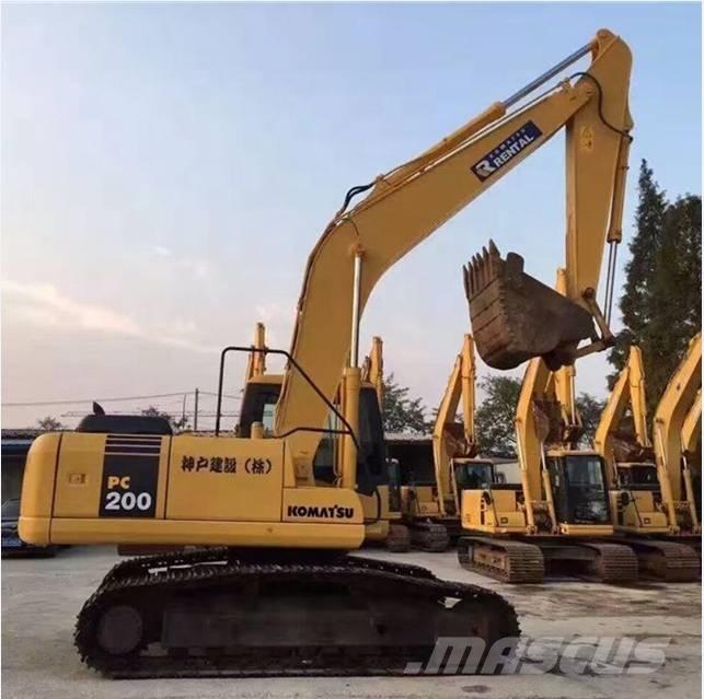 Komatsu PC 200-7 Bandgrävare