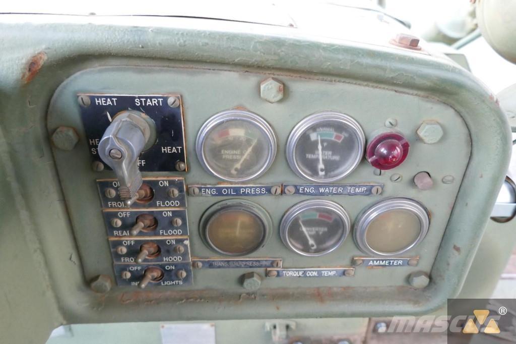 CAT D7F Ex-army Bandschaktare