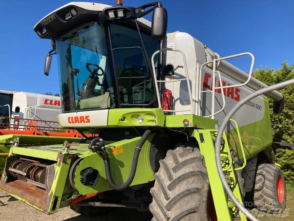 CLAAS LEXION 560 Skördetröskor