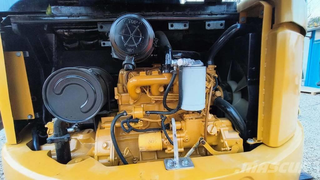 CAT 305 CR Minigrävare < 7t