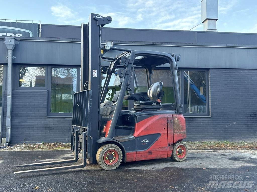 Linde E16PH Elmotviktstruckar