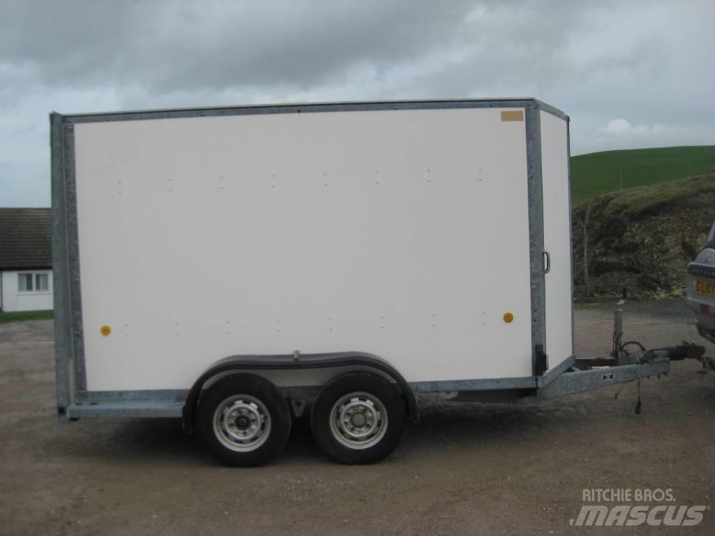 Ifor Williams BV105 Skåpsläp