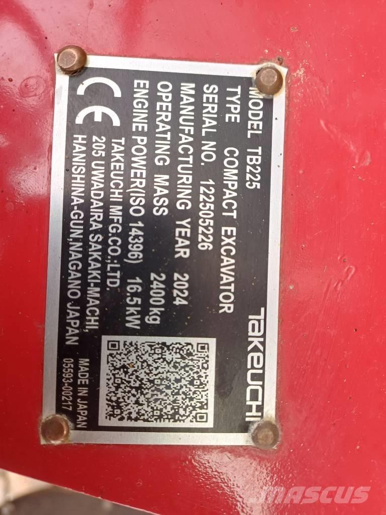 Takeuchi TB 225 Minigrävare < 7t