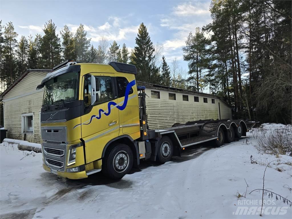 Volvo FH 16 750 Transportbilar för Skogsmaskiner