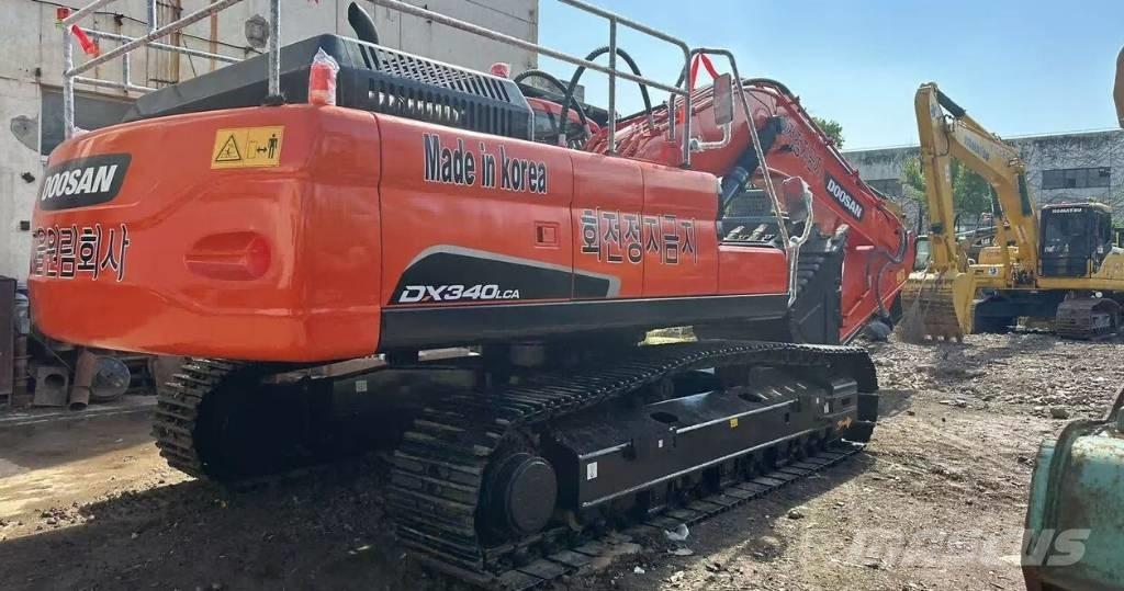 Doosan DX340 Bandgrävare