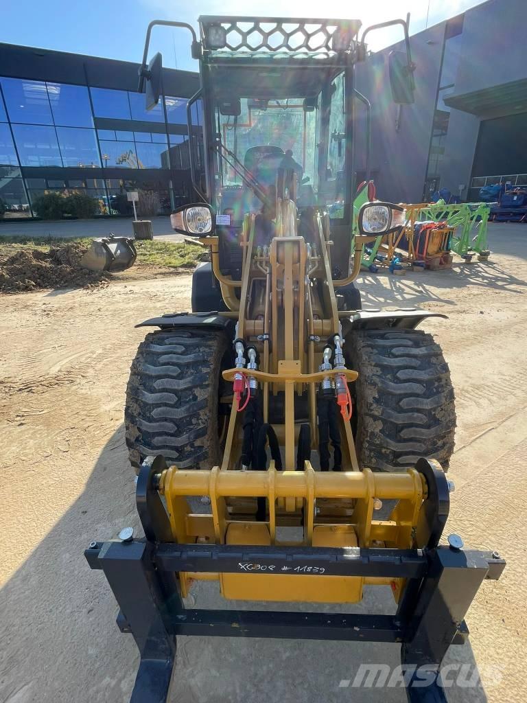 XCMG XC908 Kompaktlastare